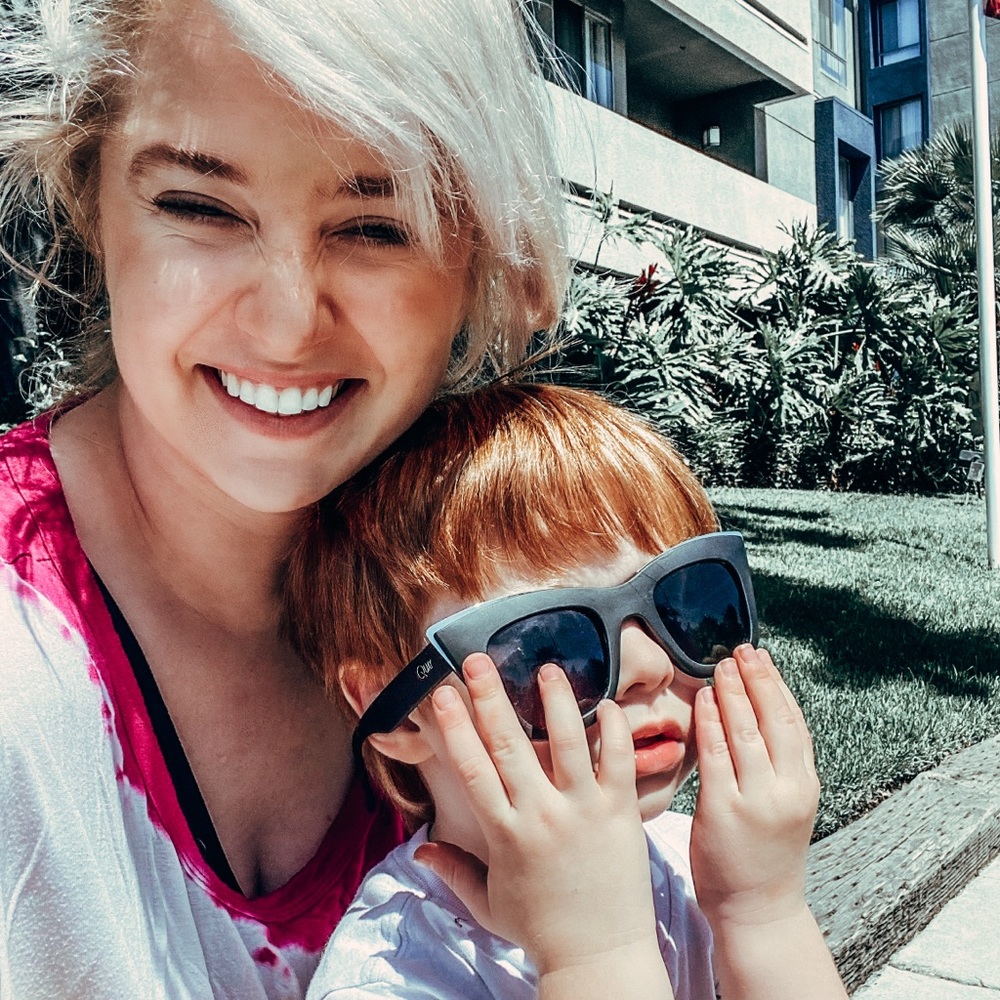 Meet your Posher, Carly